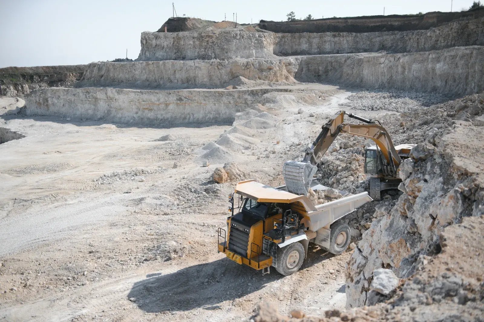Mining site operations